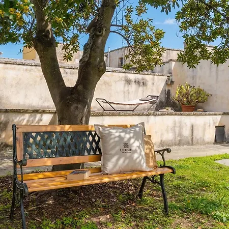 Domus Perrone - Lecce Selection Apartment