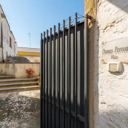 Domus Perrone - Lecce Selection Squinzano